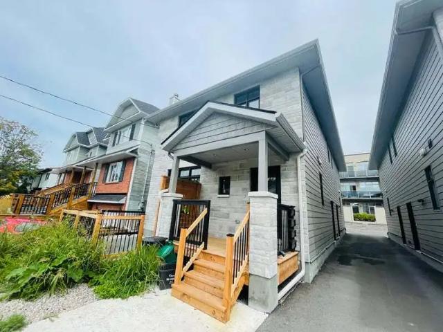 Condo for rent in Laurentian View, Ottawa
