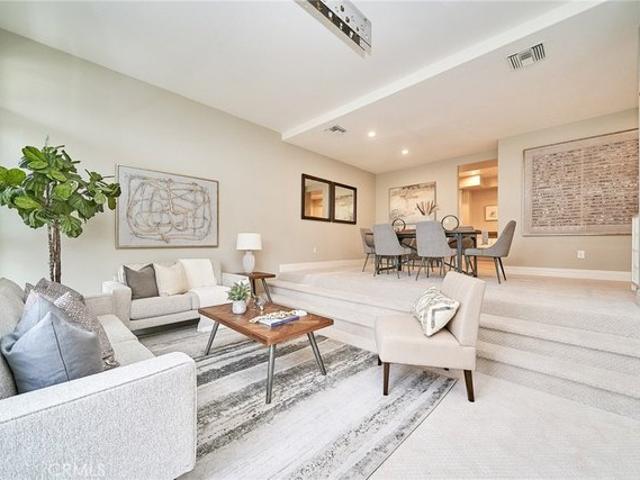 Condo for sale in Canoga Park, California