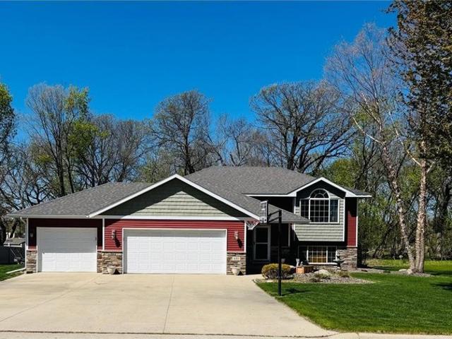 House for sale in New London, Minnesota