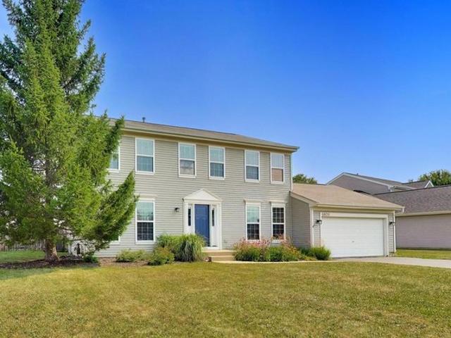 House for sale in Mchenry, Illinois