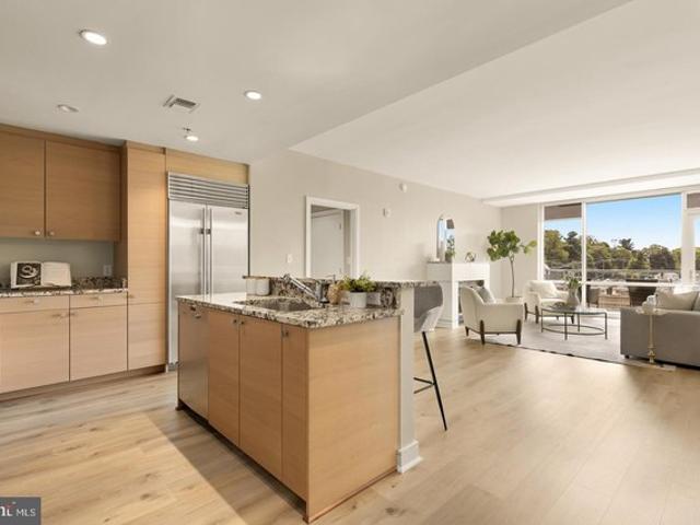 Condo for sale in Bethesda, Montgomery County