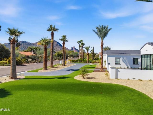 House for sale in Paradise Valley, Arizona