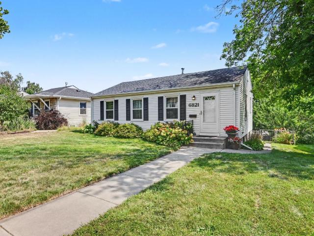 House for sale in Hennepin, Minnesota