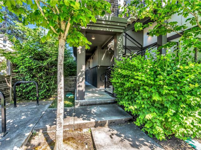Condo for sale in Oregonia