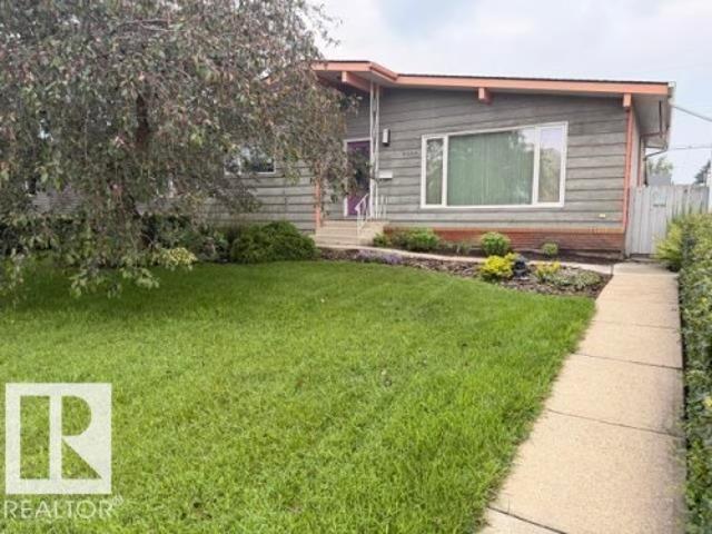 House for sale in Wedgewood, Alberta