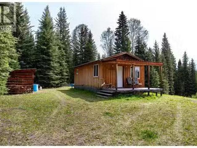House for sale in Caribou Hide, British Columbia