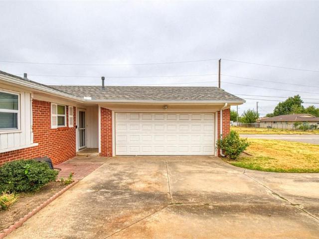 House for sale in Bethany, Oklahoma County