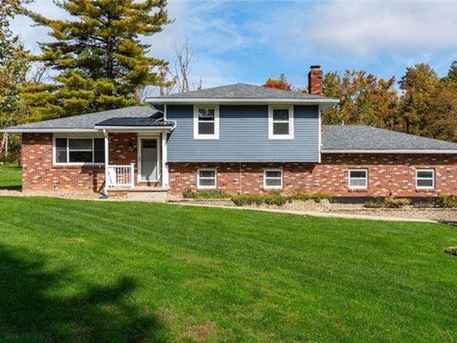 House for sale in Nashport, Muskingum County