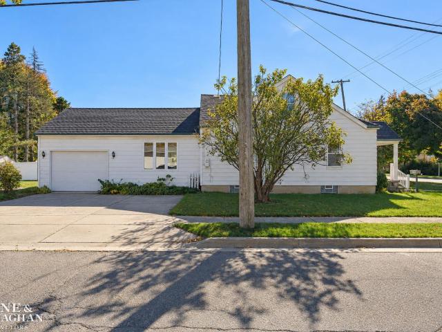 House for sale in Richmond, Macomb County