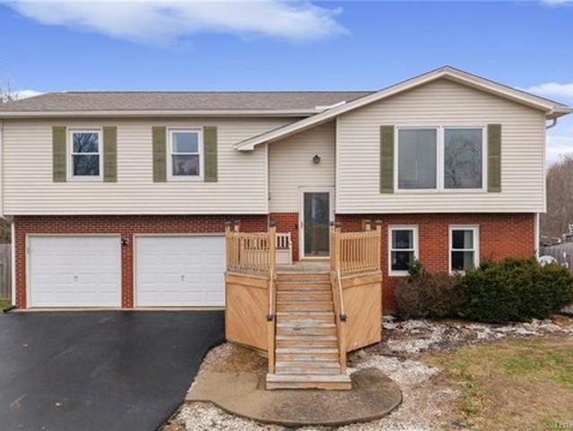 House for sale in Elizabeth, Indiana