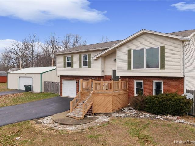 House for sale in Elizabeth, Indiana