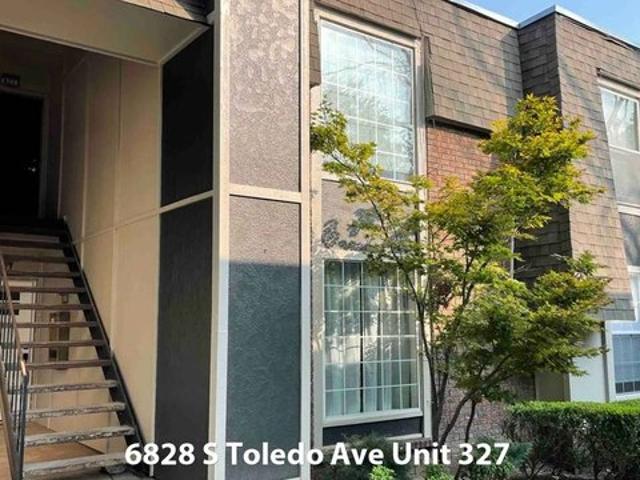 Condo for sale in Tulsa, Oklahoma