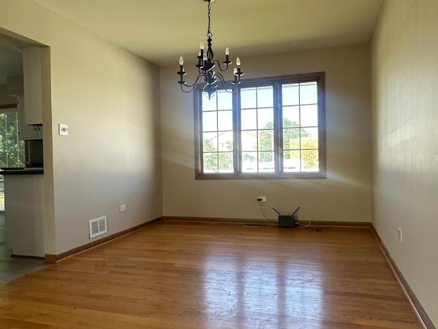 House for sale in Oak Forest, Illinois