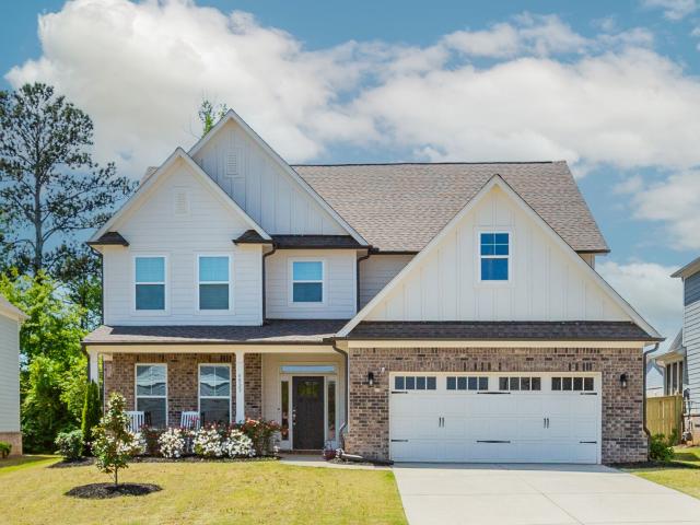 House for sale in Flowery Branch, Hall County