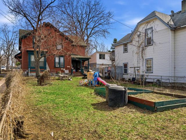 House for sale in Dayton's Bluff, Ramsey