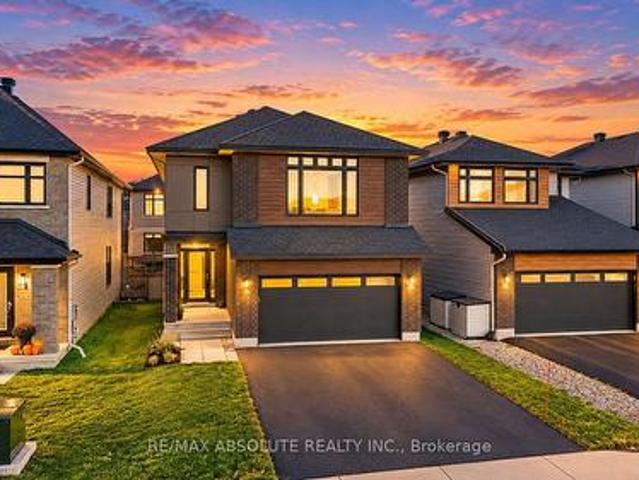 House for sale in Summerhill Village, Ottawa