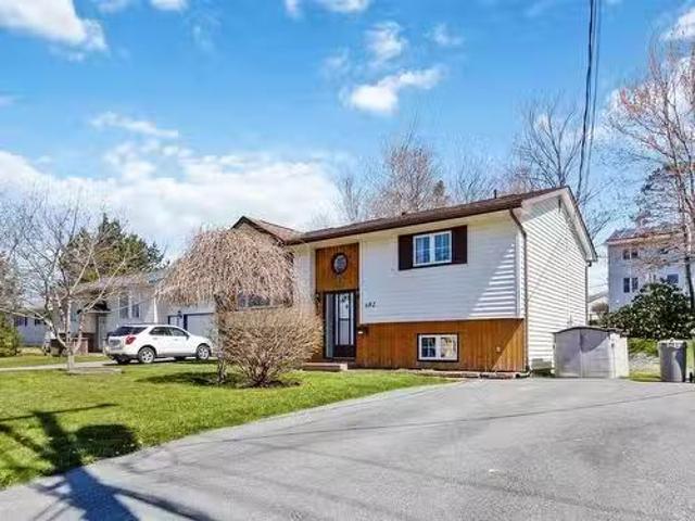 House for sale in Cole Harbour, Nova Scotia
