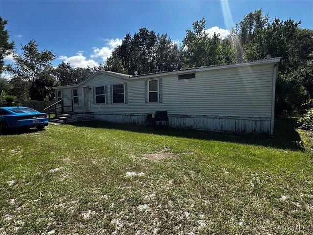 House for sale in Lake Panasoffkee, Florida