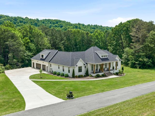 House for sale in Valley Head, Alabama