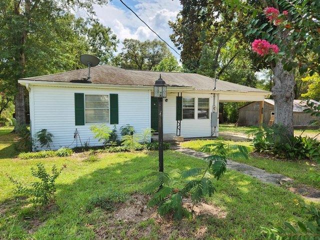 House for sale in Newton, Texas