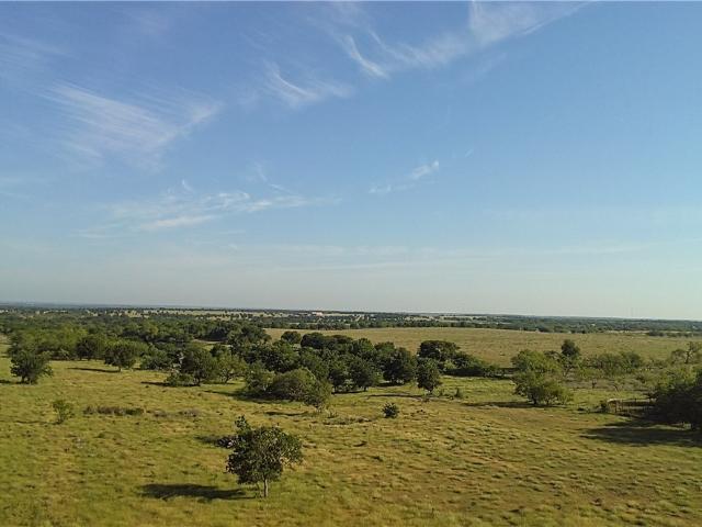 Farm for sale in Axtell