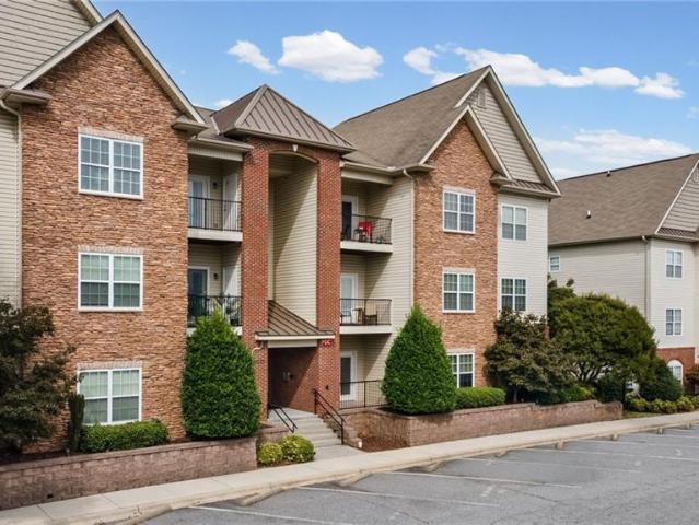 Condo for sale in Clemmons, Forsyth County