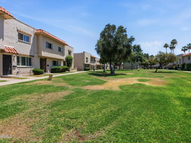 Townhouse for sale in Scottsdale, Arizona