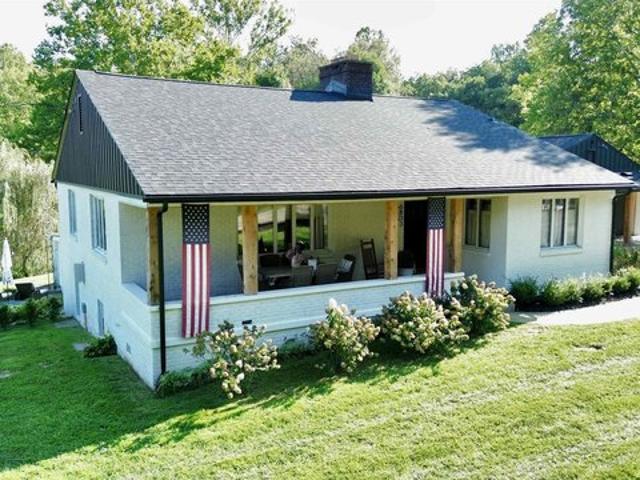 House for sale in Lost Creek, West Virginia