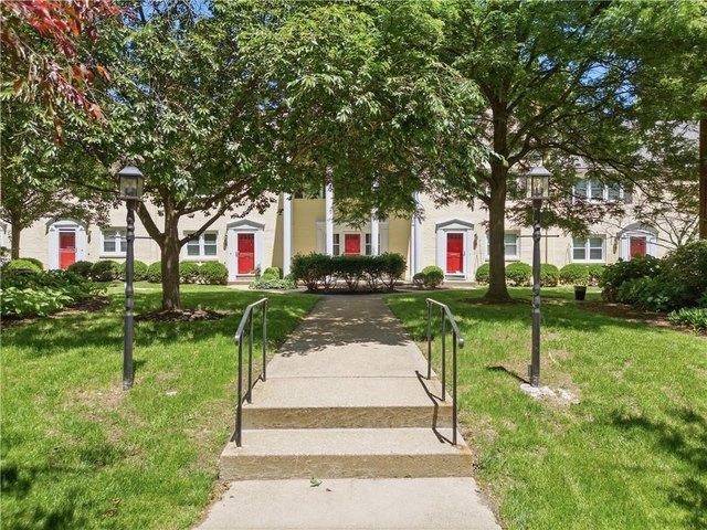 Condo for sale in Pittsburg, Pennsylvania