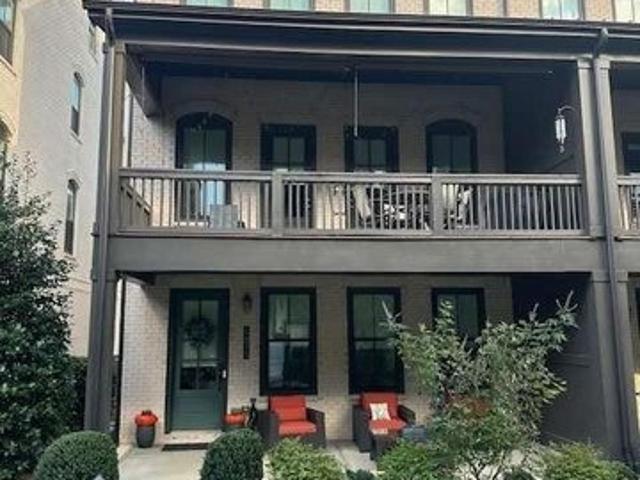 Townhouse for sale in Alpharetta, Georgia
