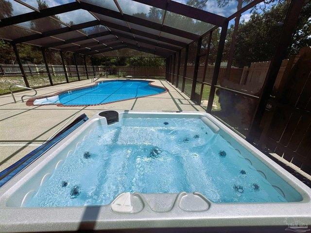 House for sale in Navarre, Florida
