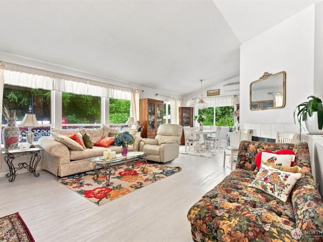 House for sale in Manchester, Kitsap County