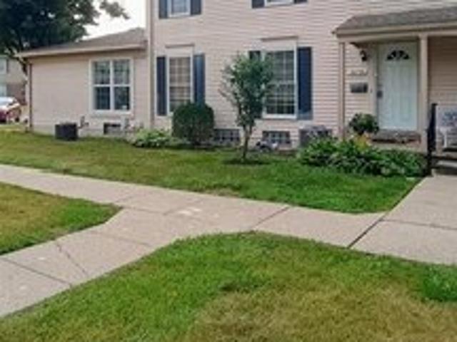 Townhouse for sale in Canton, Mississippi