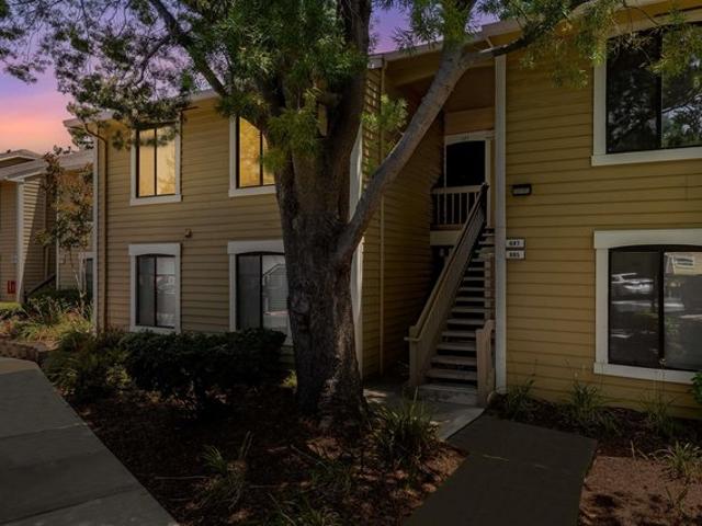 Condo for sale in Martinez, California