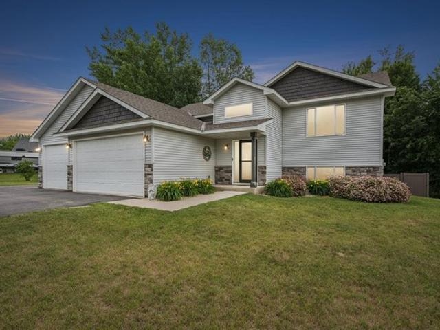 House for sale in Cambridge, Minnesota
