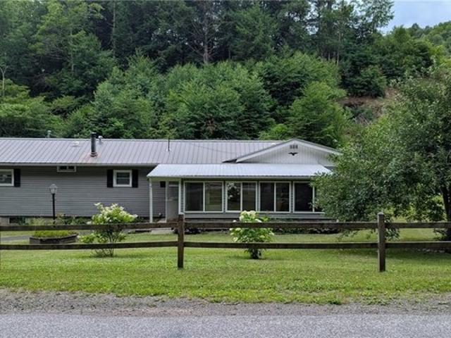 House for sale in Walton, New York