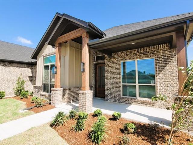House for sale in Ellis, Texas