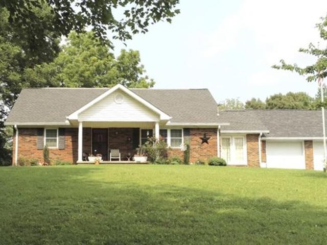 House for sale in Albany, Kentucky