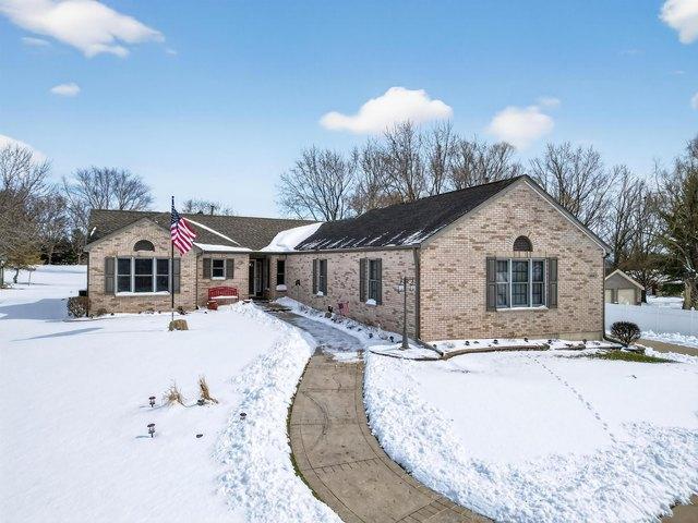 House for sale in Garden Prairie, Illinois