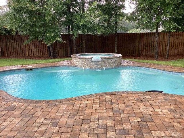 House for sale in Pace, Florida