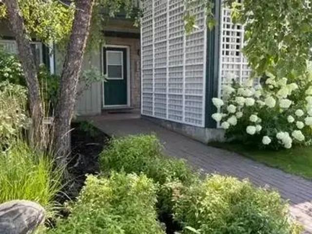 Apartment for rent in Collingwood