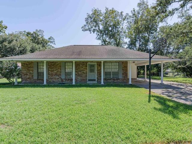 House for sale in Mirabeau Gardens, Baton Rouge