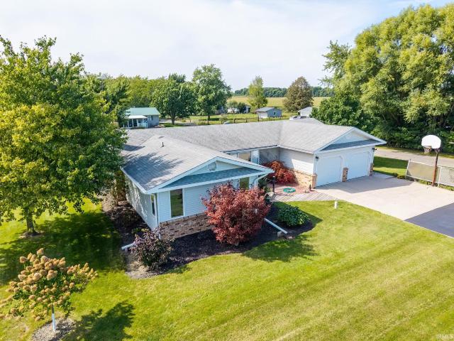 House for sale in Topeka, LaGrange County