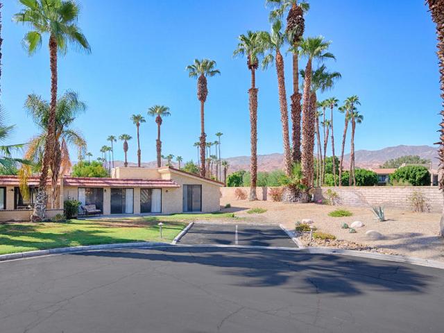 Condo for sale in Cathedral City, California