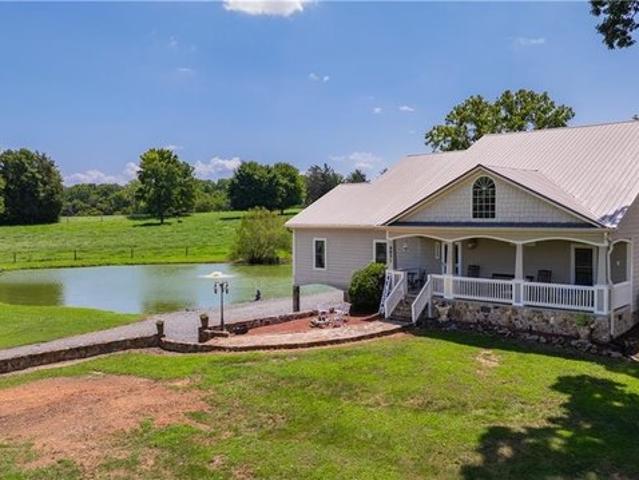 House for sale in Davidson, North Carolina