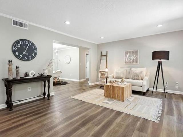 Condo for sale in Atlanta, Georgia