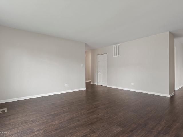 House for sale in Woodridge, Illinois