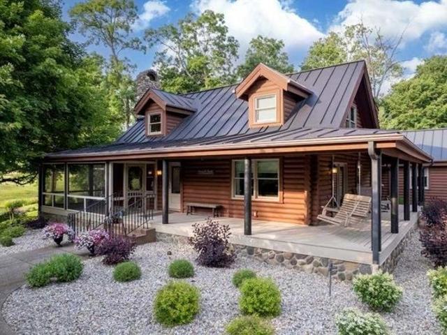 House for sale in Williamsburg, Indiana