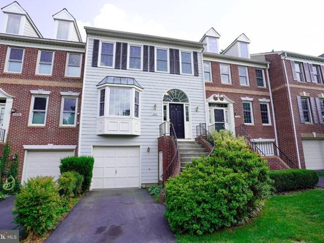 Townhouse for sale in Falls Church, Virginia