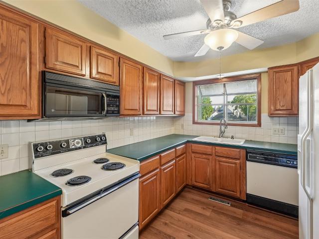 Condo for sale in Urbandale, Iowa